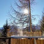 Relax Nel Bosco شاليه *